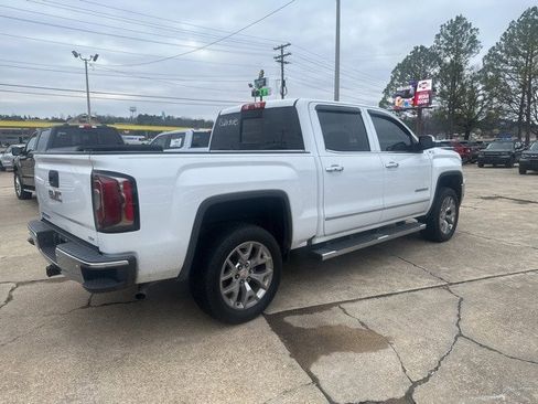 Used 2018 GMC Sierra 1500 SLT image 2