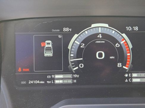 Used 2024 Toyota Tundra Limited w/ TRD Off-Road Package AWD/4WD image 21