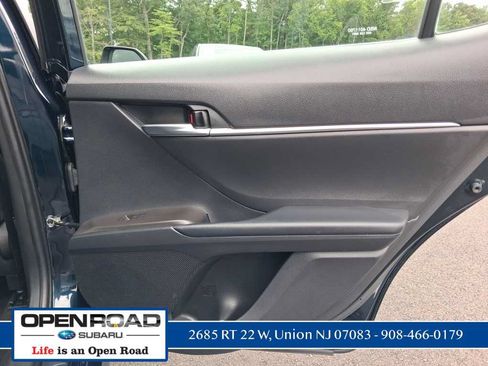 Used 2021 Toyota Camry LE FWD image 38