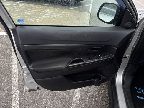 Used 2015 Mitsubishi Outlander Sport ES image 20