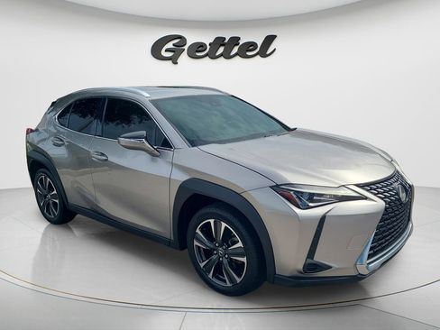 Used 2019 Lexus UX 200 w/ Accessory Package 2 FWD image 3