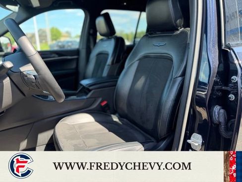 Used 2024 Jeep Grand Cherokee Trailhawk AWD/4WD image 21