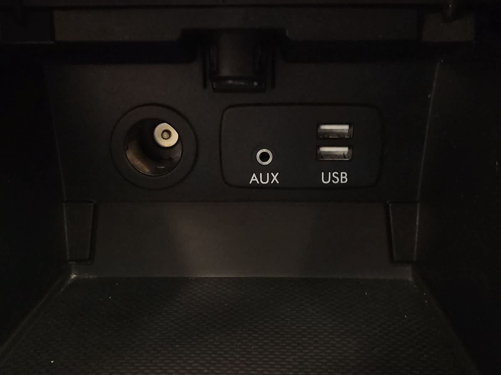 Used 2018 Subaru Outback 2.5i Limited AWD/4WD image 9