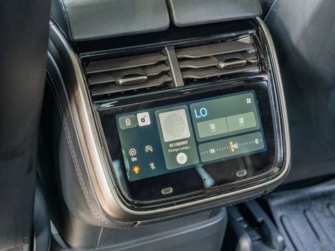 Used 2022 Rivian R1T Launch Edition image 37