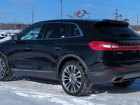 Used 2016 Lincoln MKX Reserve w/ Technology Package image 3