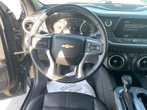 Used 2019 Chevrolet Blazer LT w/ Sound & Technology Package FWD image 23