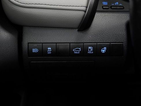 Used 2023 Toyota Camry XLE w/ Cold Weather Package image 37