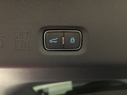 New 2025 Ford Expedition Active image 39