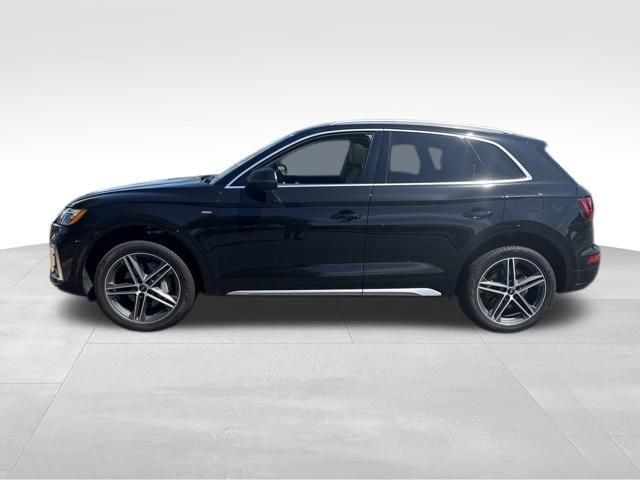 Used 2024 Audi Q5 e Premium Plus AWD/4WD image 9