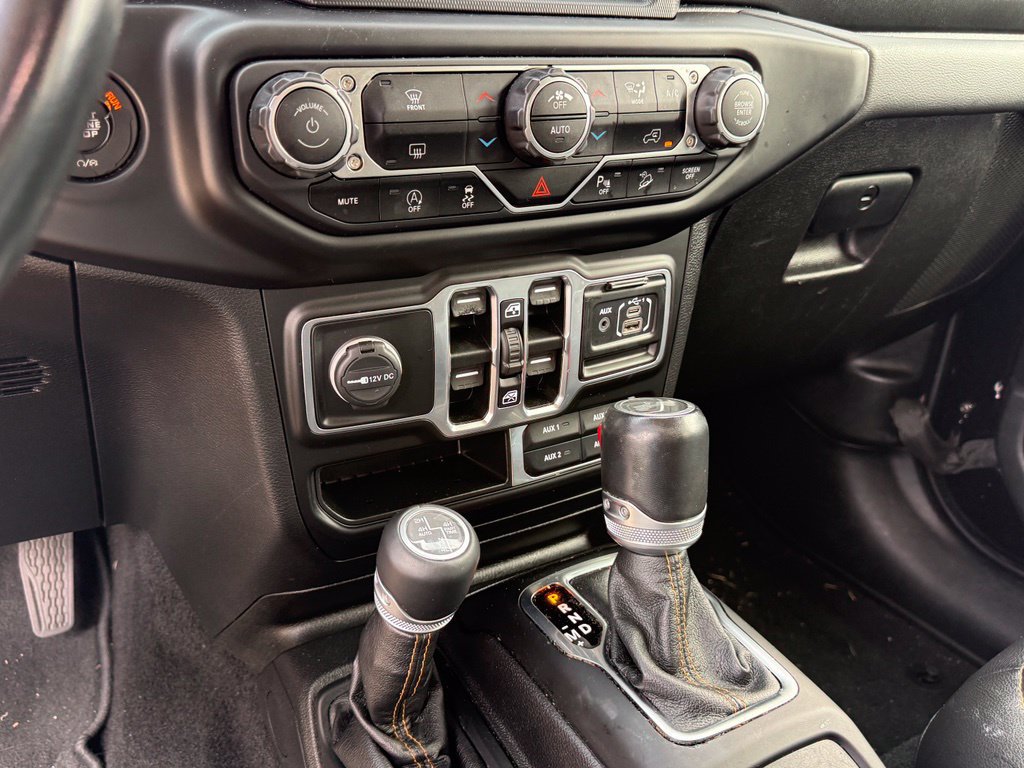 Used 2021 Jeep Wrangler Unlimited Sahara AWD/4WD image 21