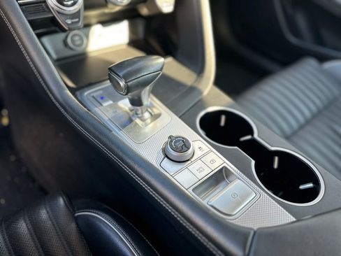 Used 2022 Genesis G70 3.3T image 12