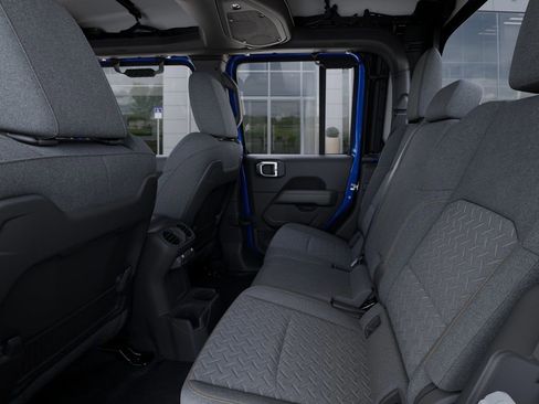 New 2026 Jeep Gladiator Mojave image 24