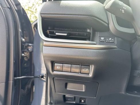 Used 2024 Toyota Grand Highlander AWD image 31