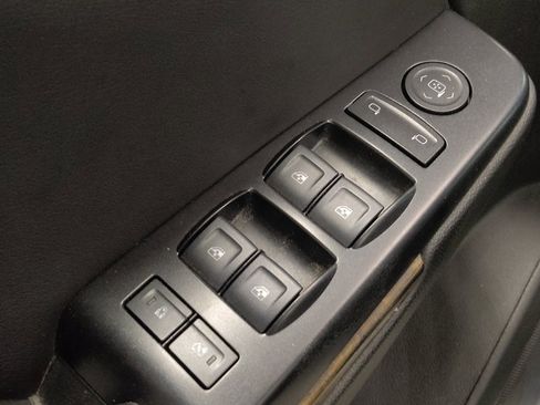 Used 2019 Chevrolet Tahoe LS image 27