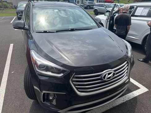 Used 2017 Hyundai Santa Fe SE w/ SE Premium Package 02 AWD/4WD image 17