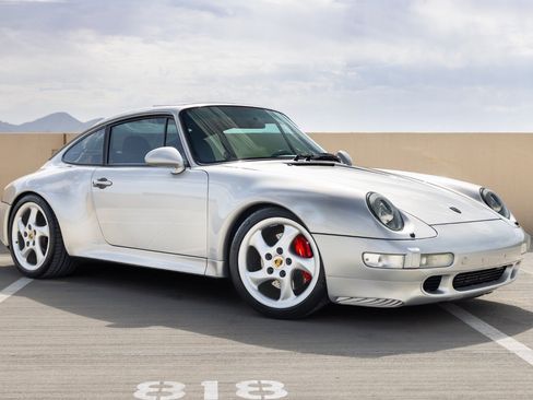 Used 1997 Porsche 911 Carrera 4S AWD/4WD image 5