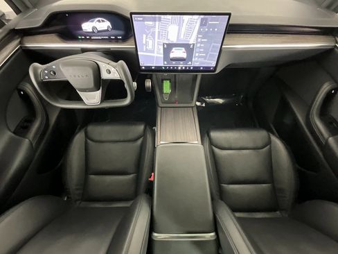 Used 2022 Tesla Model X image 13