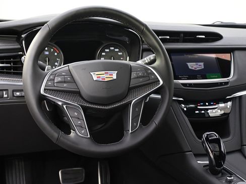 New 2025 Cadillac XT5 Sportv w/ LPO, Red Accent Package image 12