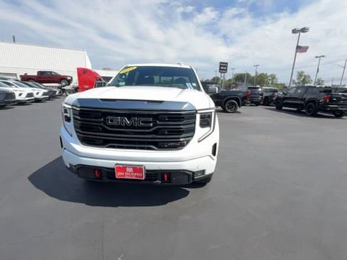 Certified 2024 GMC Sierra 1500 AT4 w/ Technology Package AWD/4WD image 3