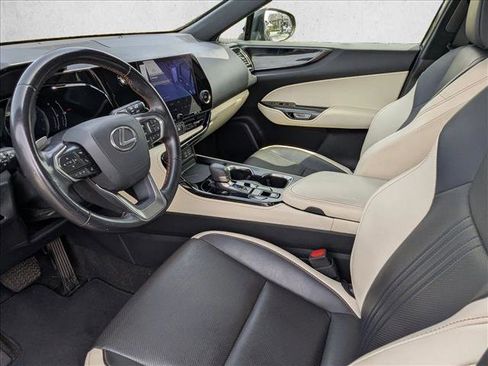 Used 2024 Lexus NX 250 FWD image 15
