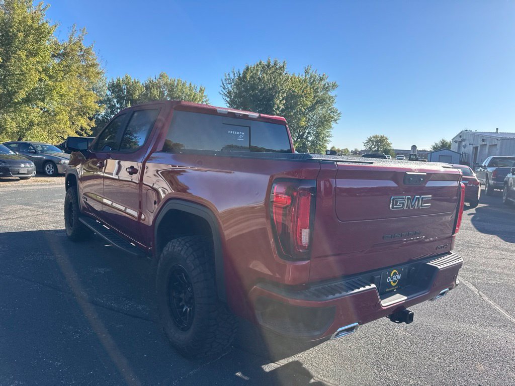 Used 2025 GMC Sierra 1500 AT4 w/ AT4 Premium Package AWD/4WD image 3