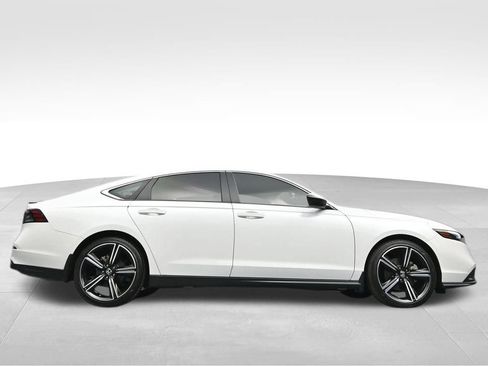 Used 2024 Honda Accord Sport image 44