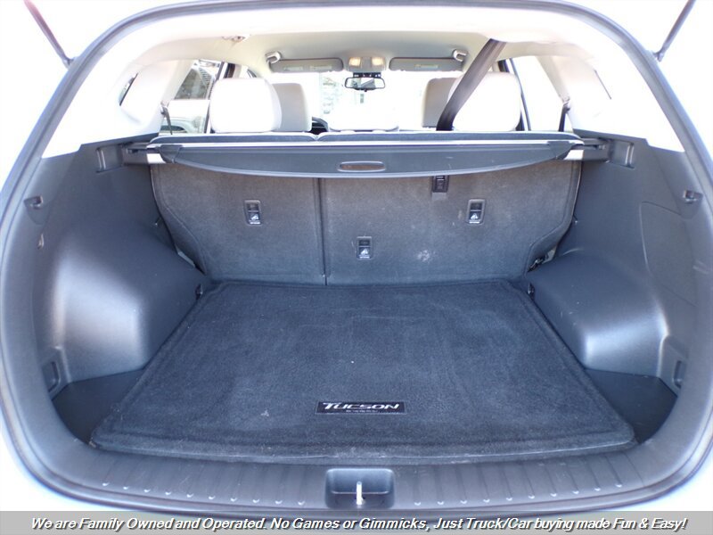 Used 2019 Hyundai Tucson Value w/ Cargo Package AWD/4WD image 9