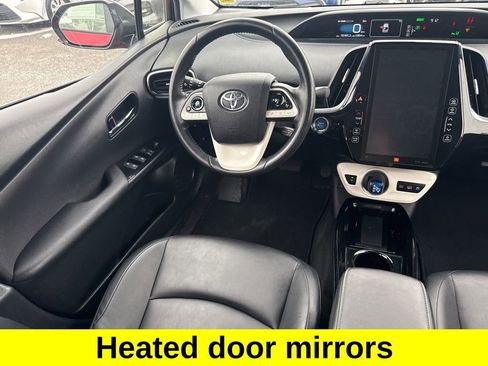 Used 2017 Toyota Prius Prime Advanced w/ Carpet Mat Package image 11
