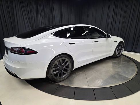Used 2022 Tesla Model S image 12
