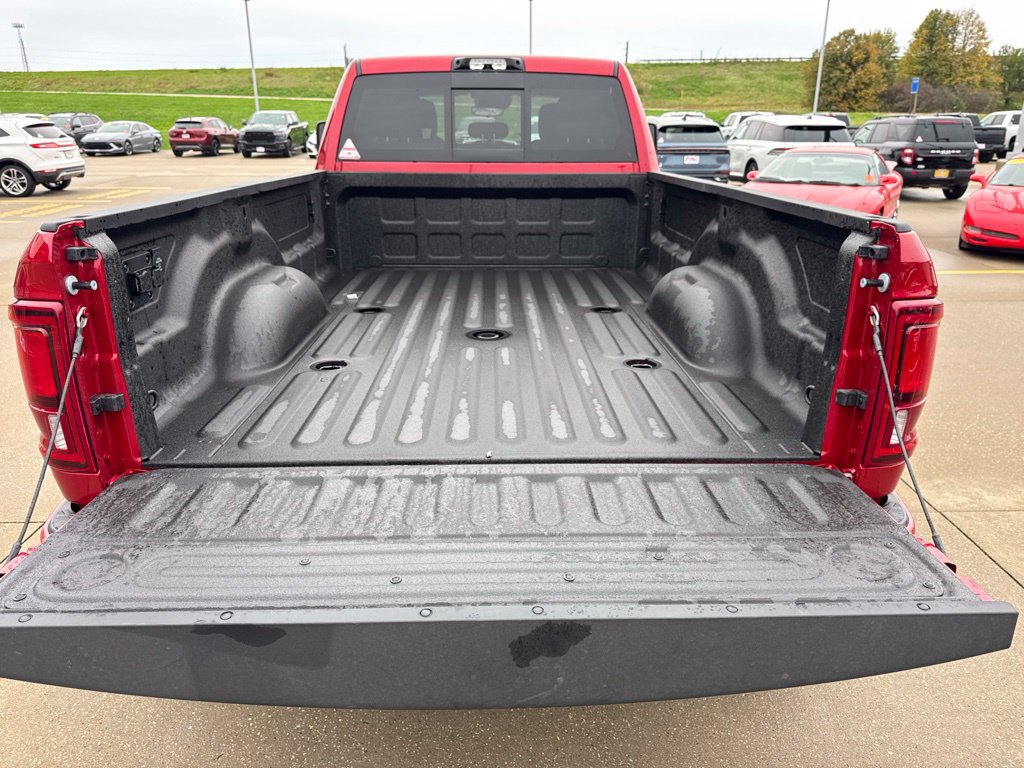 New 2027 RAM 3500 Big Horn AWD/4WD image 7