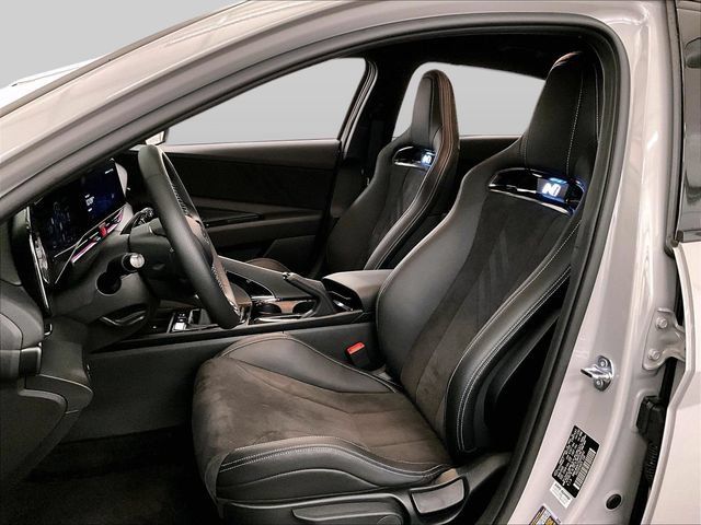 Used 2025 Hyundai Elantra N FWD image 24