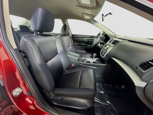 Used 2017 Nissan Altima 2.5 SR w/ Midnight Edition Package image 29