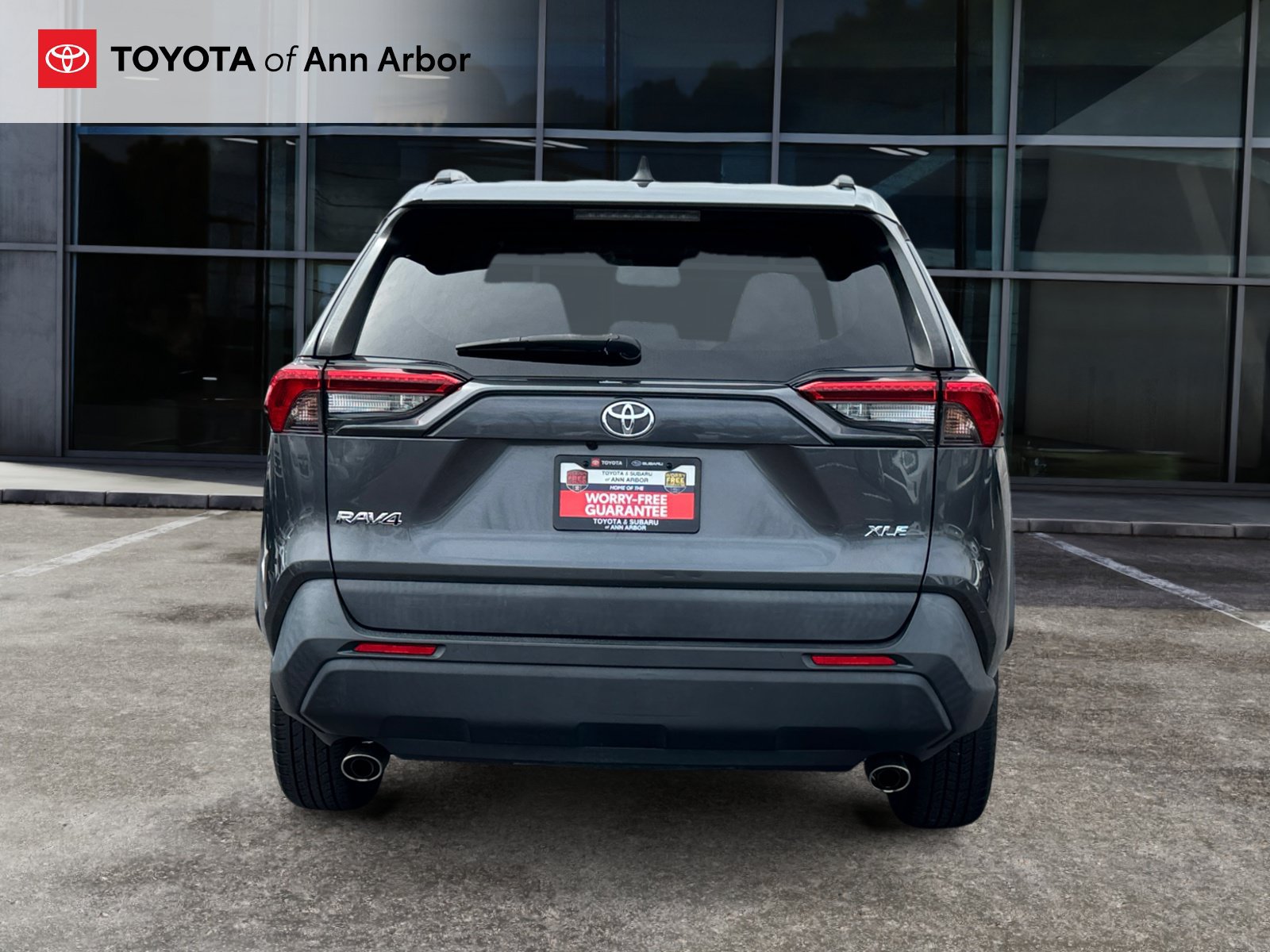 Used 2021 Toyota RAV4 XLE FWD image 9