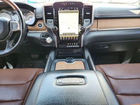 Used 2019 RAM 1500 Limited RWD image 15