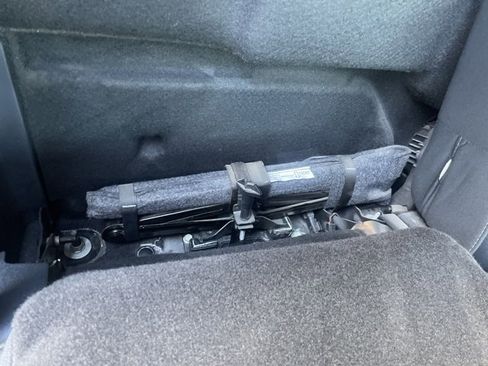 Used 2022 Ford F150 Lariat image 61