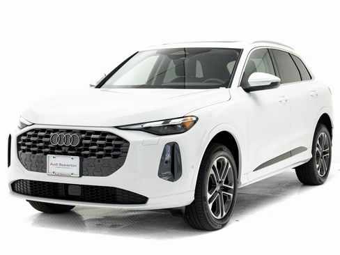 New 2025 Audi Q5 Premium image 27