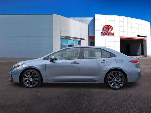 Used 2026 Toyota Corolla SE w/ SE Package FWD image 13