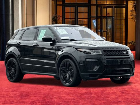 Used 2019 Land Rover Range Rover Evoque HSE Dynamic image 8