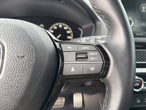 Used 2025 Honda Civic Sport image 28