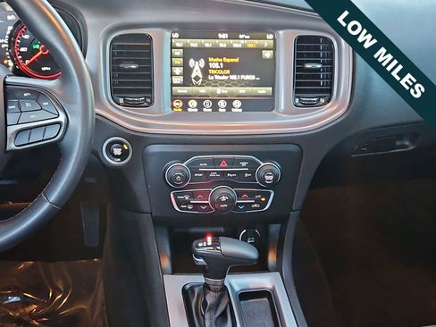 Used 2023 Dodge Charger SXT w/ Blacktop Package image 20
