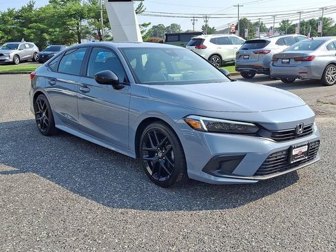 Used 2024 Honda Civic Sport image 3