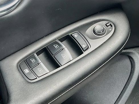 Used 2021 INFINITI QX50 Sensory FWD image 18