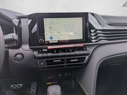 New 2026 Toyota Camry SE FWD image 12