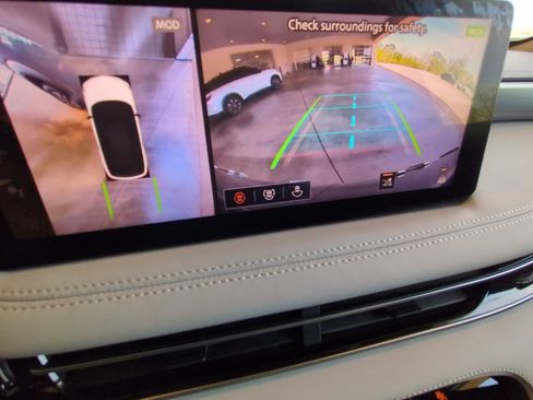 Used 2026 INFINITI QX60 Luxe w/ Cargo Package image 10