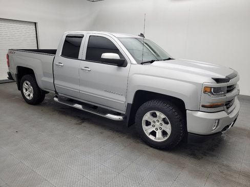 Used 2018 Chevrolet Silverado 1500 LT w/ All Star Edition image 11