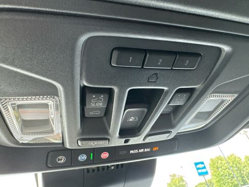 Used 2026 GMC Sierra 3500 AT4 w/ AT4 Premium Plus Package AWD/4WD image 27