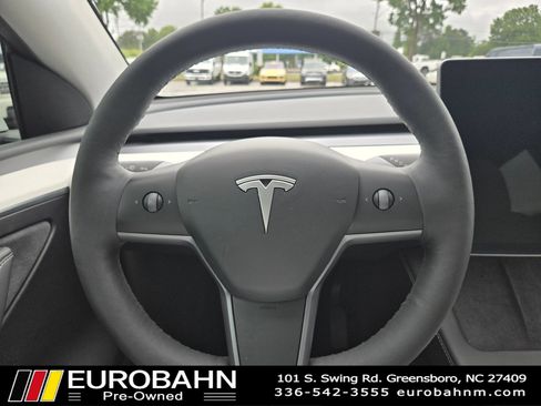 Used 2023 Tesla Model Y Long Range AWD/4WD image 12