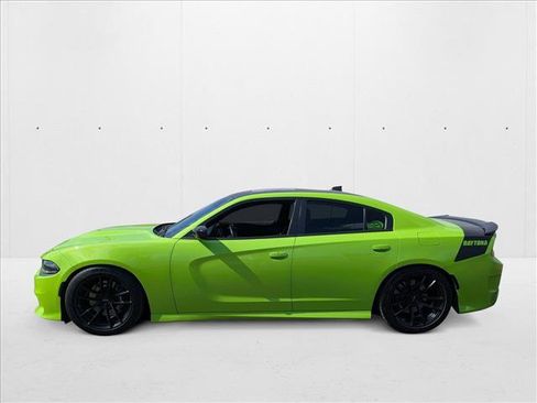 Used 2023 Dodge Charger Scat Pack w/ Daytona Edition Group image 8