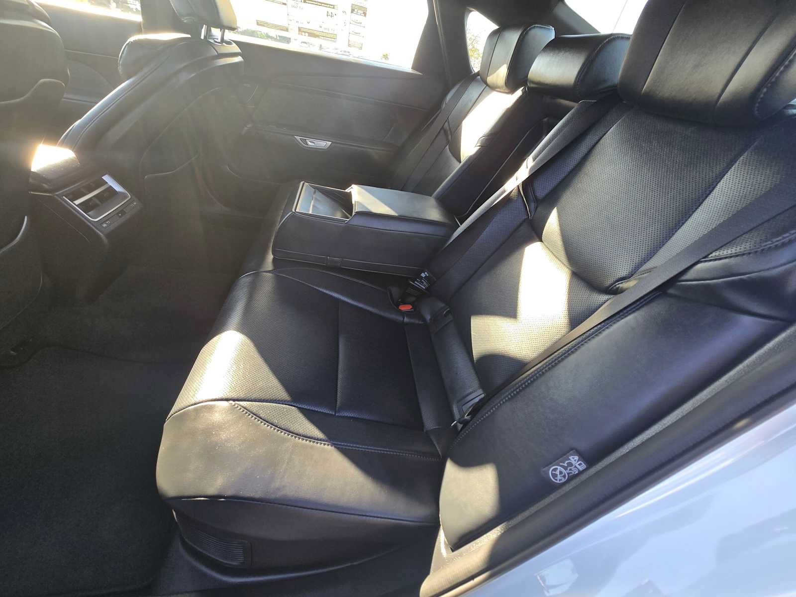 New 2026 Lexus ES 350h AWD image 17