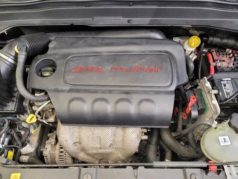 Used 2015 Jeep Renegade Latitude AWD/4WD image 30